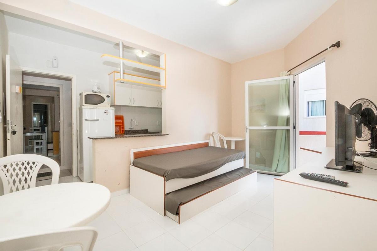 Residencial Melfi 3 Ap.1 Frente Leilighet Bombinhas Eksteriør bilde